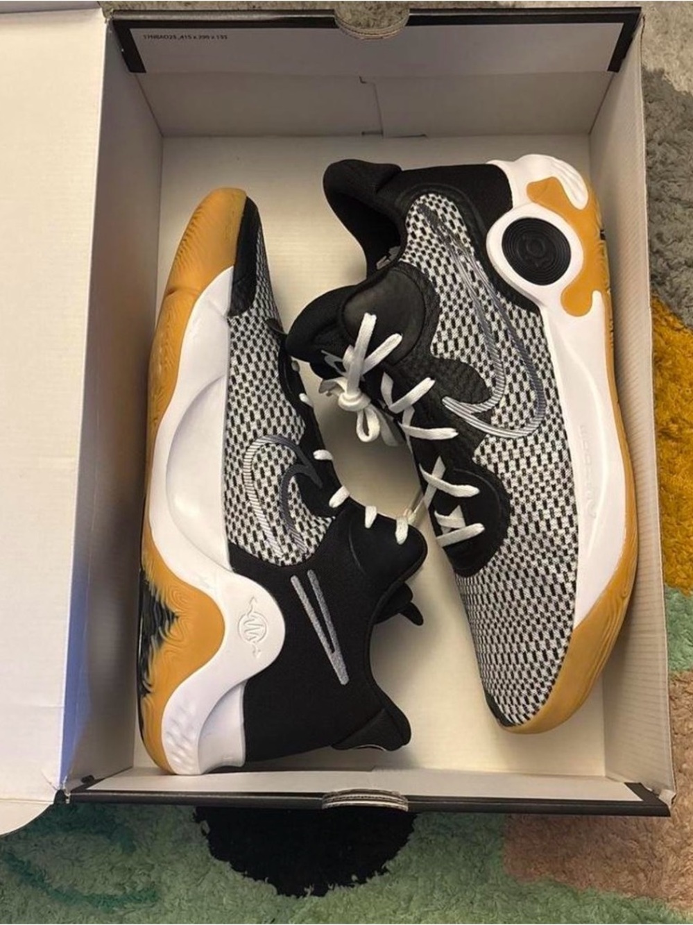Kevin Durant’s Trey 5 IX